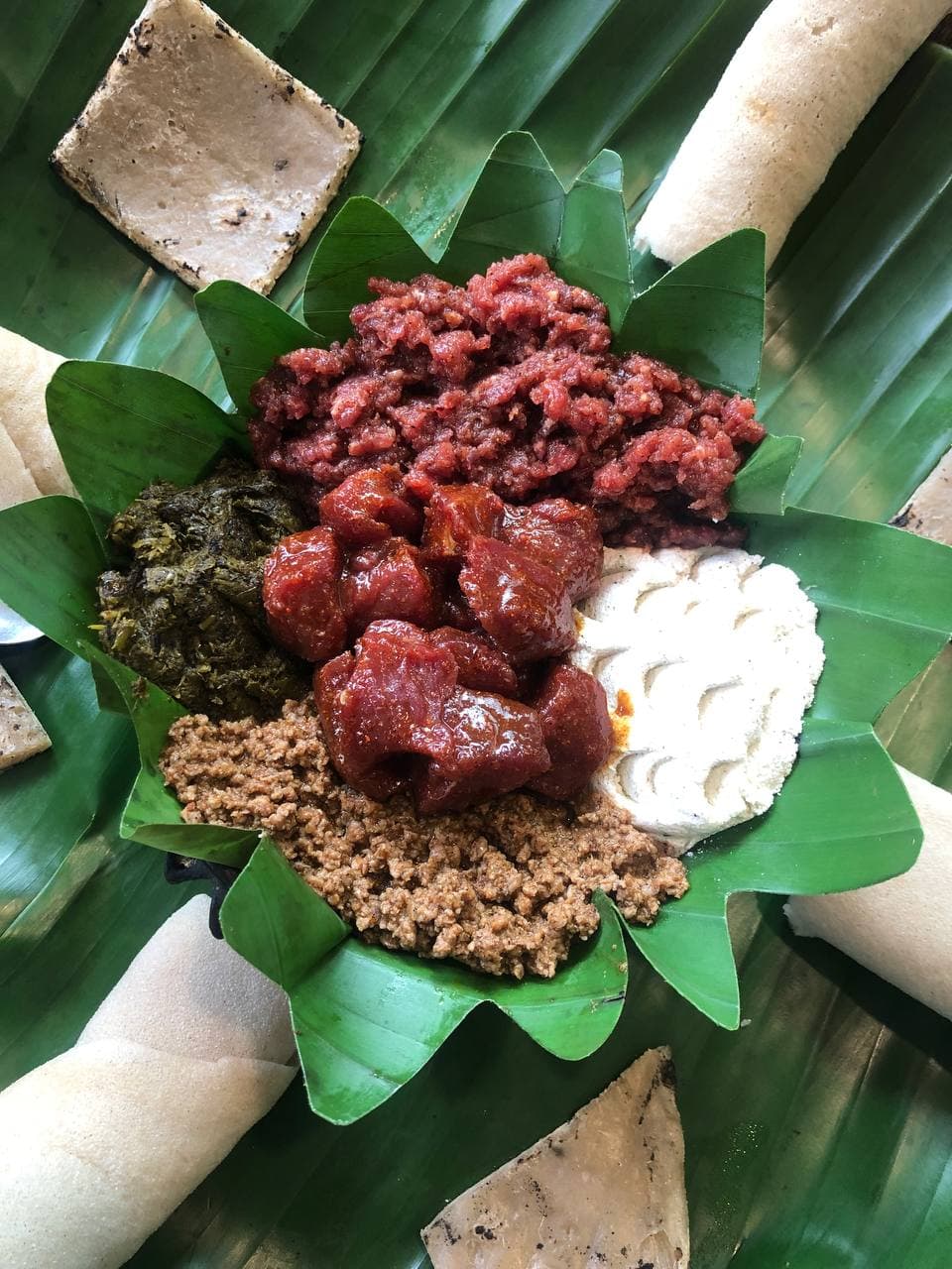 በዲጉንየምመታ ክትፎ (Bedi gunen yometa Kitfo)